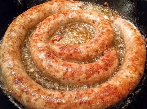Garlicky Fresh Kielbasa | Fresh polish sausage recipe, Homemade sausage ...