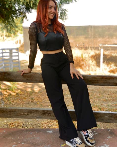 Vitória Camilo | 🌞💦 | Instagram