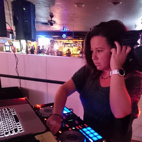 DJ Glo (CA Members & Guests Only), Windjammer Pointe, Lake St Louis, MO ...