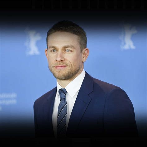 Charlie Hunnam - Age, Bio, Birthday, Family, Net Worth | Famous Peple