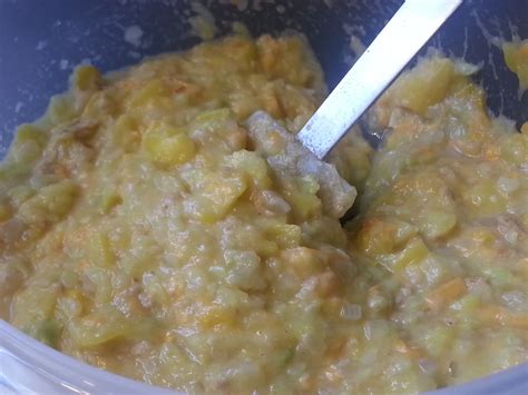 full tummies: Old-Fashioned Squash Casserole