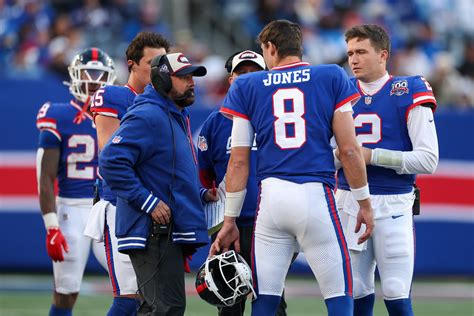 Giants HC Declines to Name Daniel Jones Starting QB as Change May Be ...