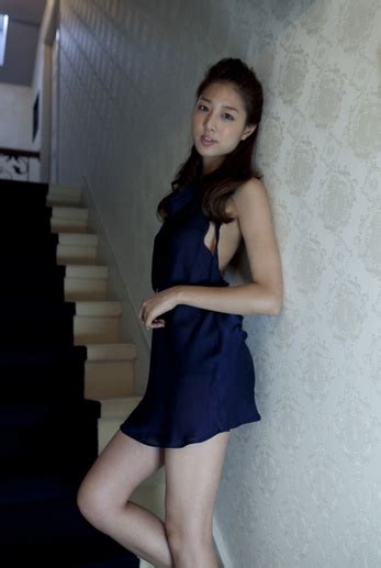 Moyoko Sasaki Japanese Hot Women Sexy Blue Dress In Front Of Stairs ...