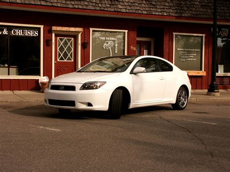 2005 SCION tC Review