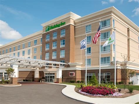 Kid-Friendly Airport Hotel | Holiday Inn Indianapolis Airport