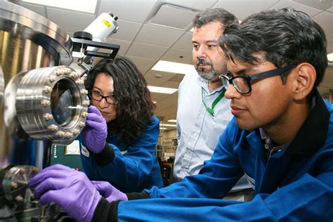 UTD Aims To Strengthen Semiconductor Tech, Trade with New Hubs - News ...