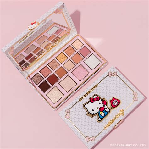 Set Makeup | Hello Kitty