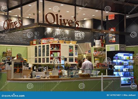 Olive at Hudson Eats at Brookfield Place in Manhattan, New York ...