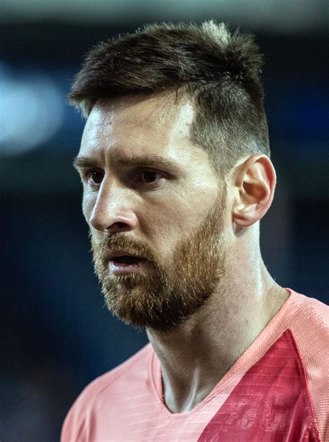 Top 10 Lionel Messi Hairstyles | Haircut Inspiration