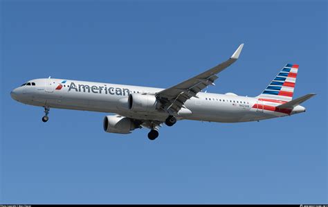 N423AN American Airlines Airbus A321-253NX Photo by Marc Charon | ID ...