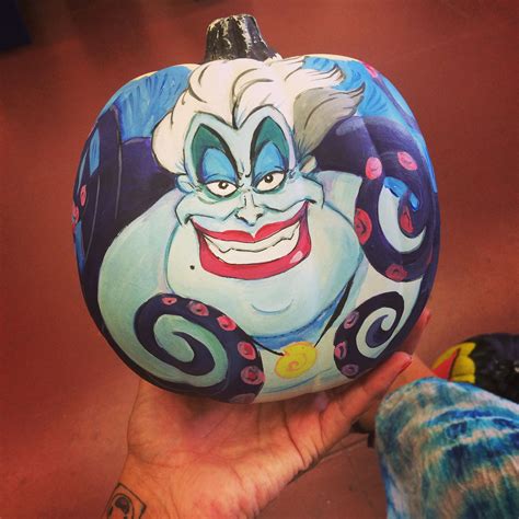 Pin by Katherine Durst on Pumpkin Painting | Disney pumpkin painting ...