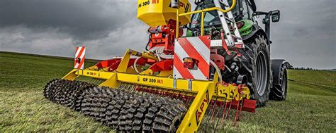 Mit Wiesenschleppe und Co.: So bekämpfen Sie die Gemeine Rispe ...