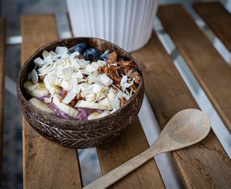 Los MEJORES 6 sitios para MERENDAR en la BARCELONETA