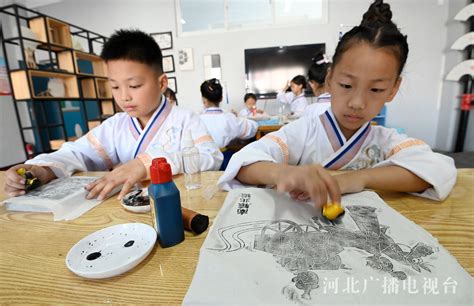 河北邯郸：艺考“女神”是怎么炼成的 --教育--人民网