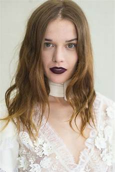 Flat Iron Hairstyles For Hair by Flat Iron Hairstyles 8 Looks You Can Create With One Flat Iron Hairstyles For Hair