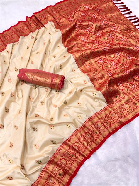 White Red Soft Silk Saree with Butti Durga Pooja Zari Woven Saree ...