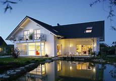 haus in l form klassisch l form satteldach freiraum f 252 r freiheit haus in l form klassisch l form satteldach freiraum f 252 r freiheit