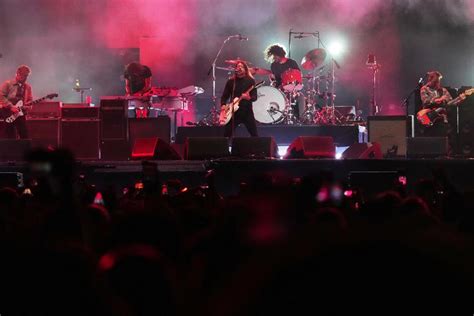 Foo Fighters Bring Their Stadium Show to a Modest NYC Venue. Inside the ...