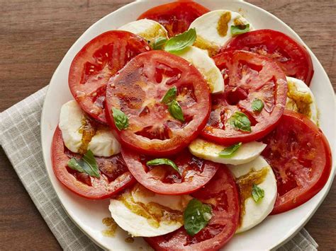 Tomato And Mozzarella Salad Recipe at Courtney Szeto blog