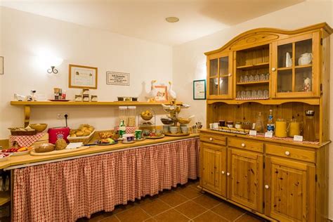 HOTEL BAUERNGIRGL (Bayerisch Gmain) - Inn Reviews, Photos, Rate ...