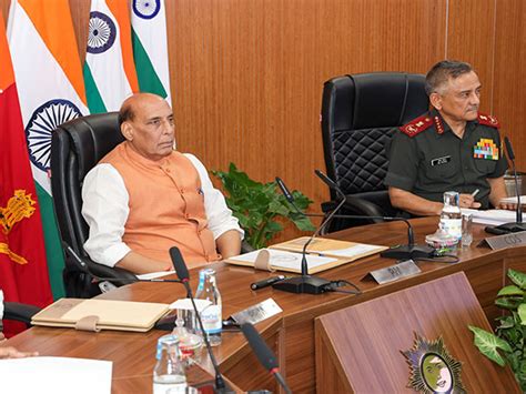 Rajnath Singh addresses top military leadership in Lucknow; commends ...