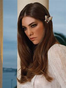 How To Style Blunt Cut Hair by Blunt Cut Hair With Drying For A Gently Curving How To Style Blunt Cut Hair