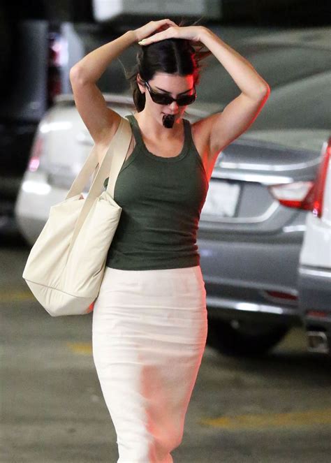 Kendall Jenner at Whole Foods in Beverly Hills 08/20/2022 • CelebMafia