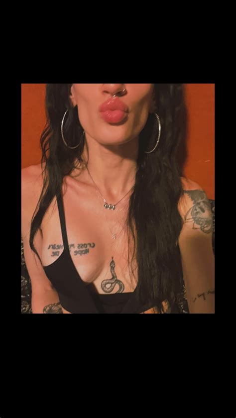 Erika Love ️ (@erikalove6969) [onlyfans] : r/inked_babes