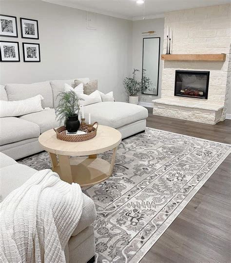 32 Centrepiece Coffee Table Décor Ideas to Jazz Up Your Home