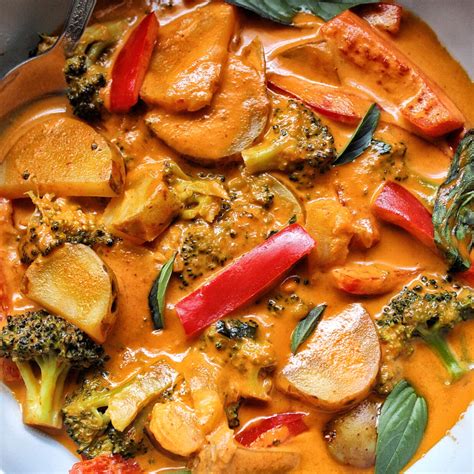 20-Minute Thai-Style Vegetable Red Curry - Plant Based And Broke: Cheap ...