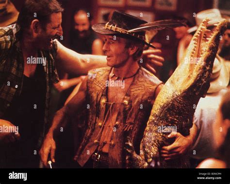 CROCODILE DUNDEE 1986 Paramount film with Paul Hogan Stock Photo - Alamy