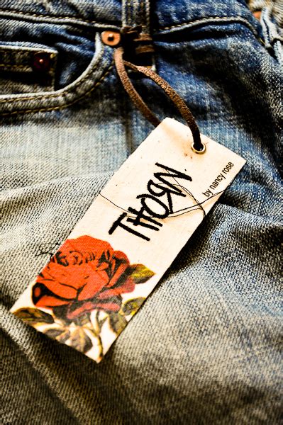 Hang Tag Sample Support Local 的图像结果