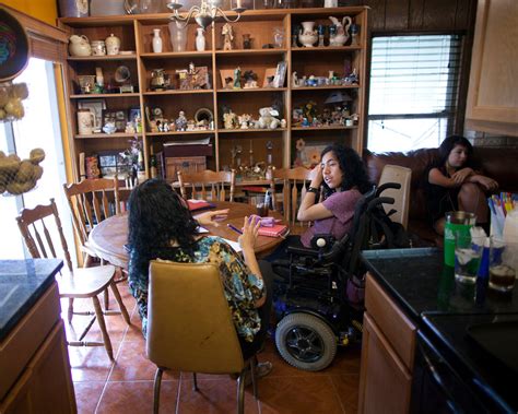 Texas Lawmakers Take On Truancy Laws - The New York Times