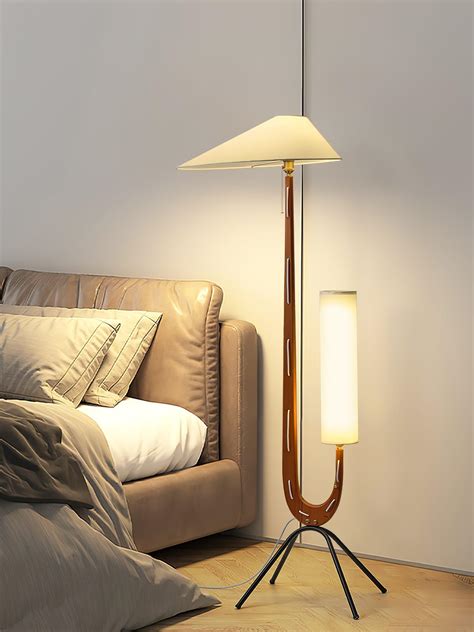 Giraffe Floor Lamp – Vakkerlight