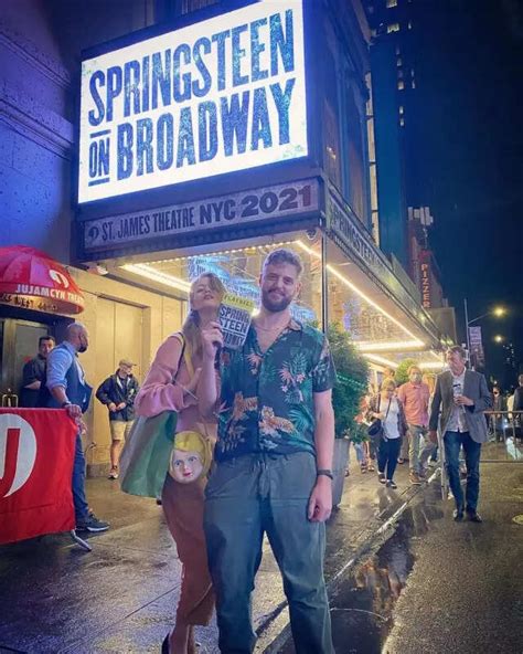 Allison Harvard marries long-time beau Jeremy Burke, dreamy wedding ...