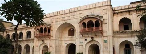 From Madrasa to School! | Explore Delhi | Culture Walks in Delhi ...