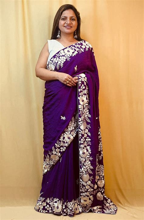 Purple Parsi Gara Hand Embroidered Saree: Exquisite Crepe Flower Design