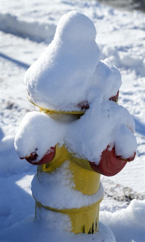 Rhode Island schools announce delays due to snow