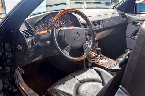 Remove Computer Module Mercedes R129 SL500 的图像结果