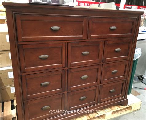 Universal Furniture Broadmoore Gentleman's Chest | Costco Weekender