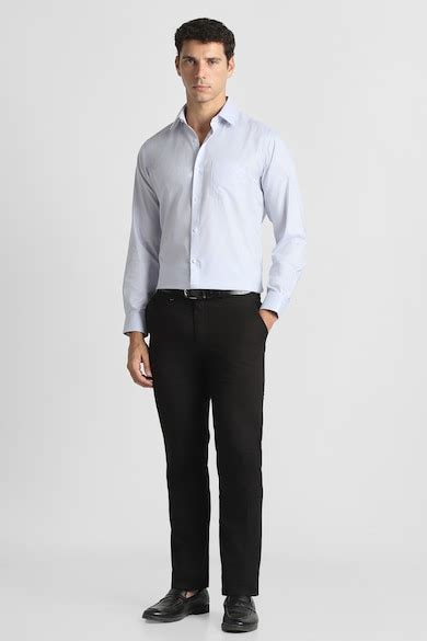 Buy Men Grey Custom Fit Textured Full Sleeves Formal Shirt Online ...