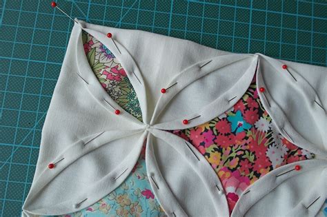 Image result for Cathedral Window Quilt Tutorial