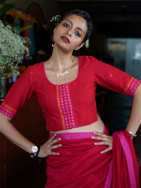 Round Neck Cotton Designer Blouse In Red|Lahu Ki Syahi|Suta