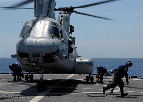 1964 : CH-46 Sea Knight | Strategic Bureau of Information