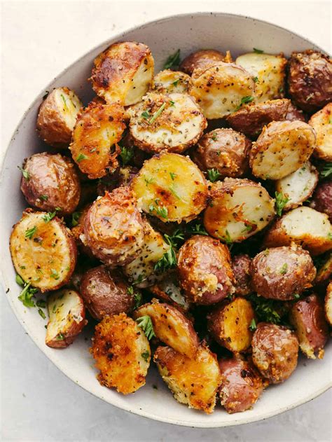 Oven Roasted Parmesan Garlic Potatoes | The Recipe Critic
