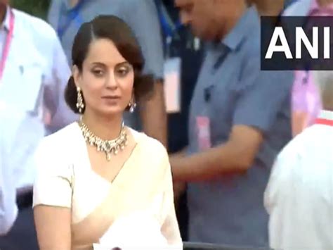 Kangana Ranaut stuns in regal attire at PM Modi's oath ceremony