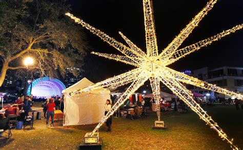 Pictures: 2021 Lake Eola Tree Lighting Celebration – Orlando Sentinel