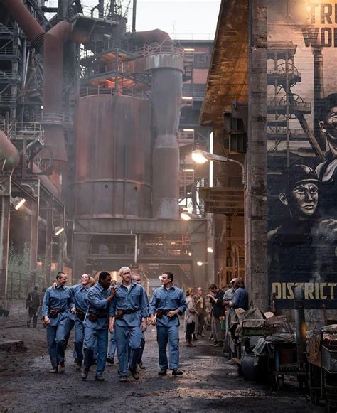 New picture of the peacekeepers in The Hunger Games: The Ballad of ...