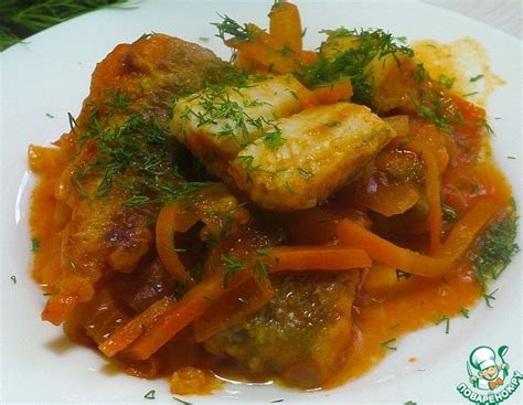Хек без костей в томате – кулинарный рецепт