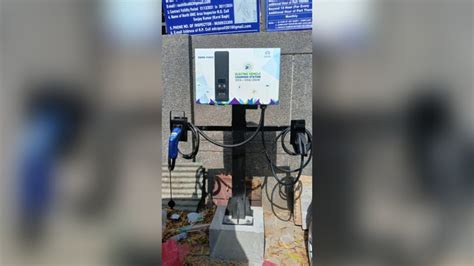 Delhi: 27 Electric vehicle charging stations installed at 20 locations ...